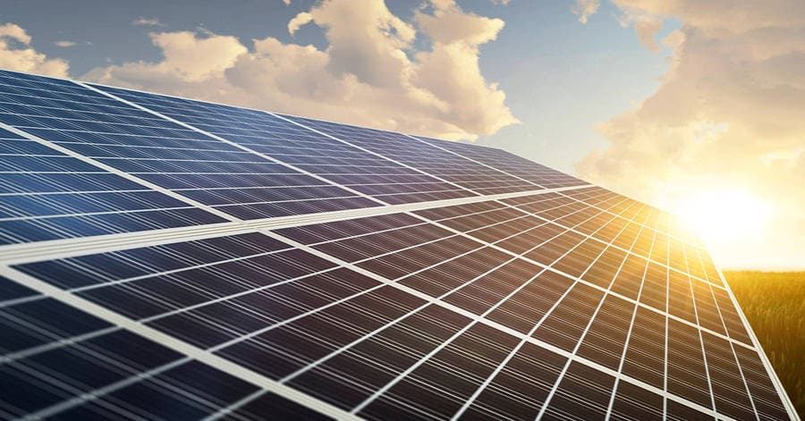 Solar Battery Buying Guide: How to Choose the Right Battery for Your Home or Business